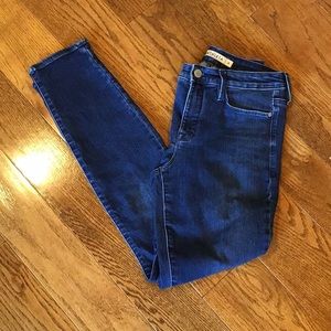 Athleta Sculptek denim jeans